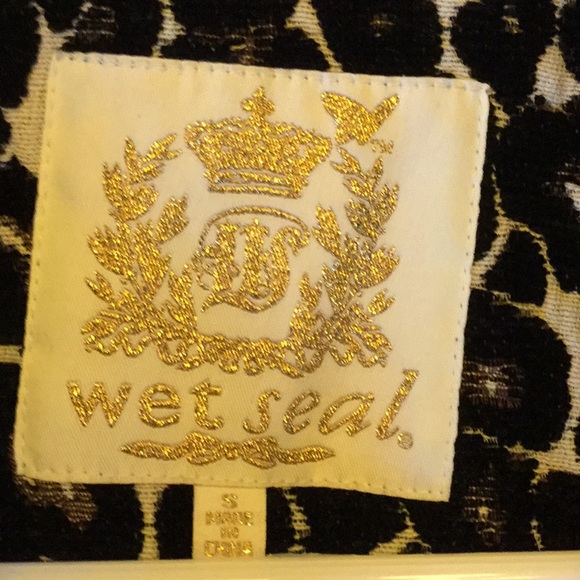 Wet Seal Coat - Picture 3 of 5